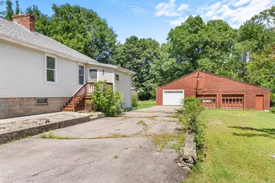 70 Central Blvd, Bellingham, MA 02019 - Photo 4