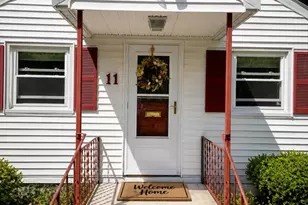 11 Sunnyside Terrace, Grafton, MA 01560 - Photo 2