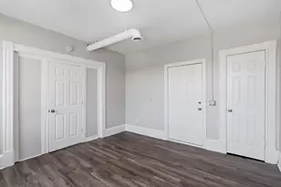 293 Clemente St, Holyoke, MA 01040 - Photo 18