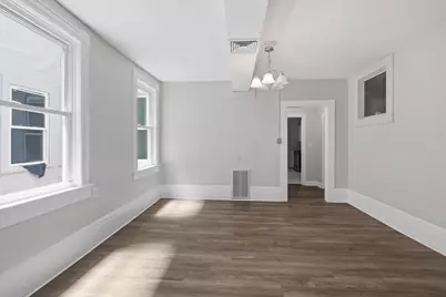 293 Clemente St #2L, Holyoke, MA 01040 - Photo 8
