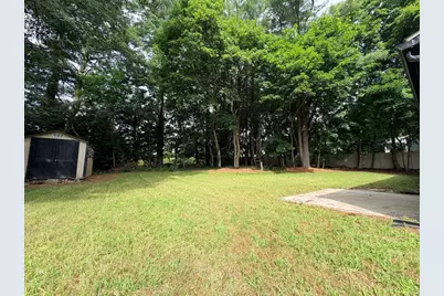149 Precinct St, Taunton, MA 02718 - Photo 4