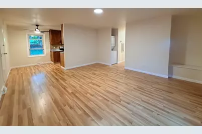 149 Precinct St, Taunton, MA 02718 - Photo 10