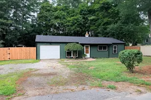 149 Precinct St, Taunton, MA 02718 - Photo 1