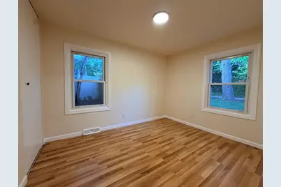 149 Precinct St, Taunton, MA 02718 - Photo 22
