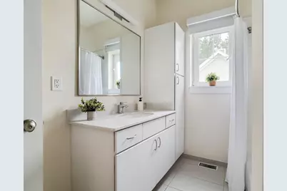 22 Blue Jay Cir #22, Boston, MA 02126 - Photo 18