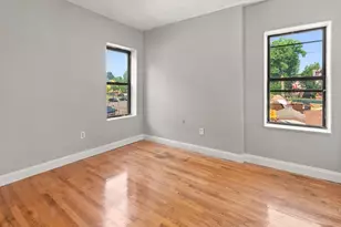 183 Chestnut St, Holyoke, MA 01040 - Photo 14