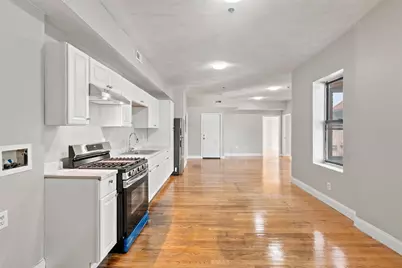 183 Chestnut St #2L, Holyoke, MA 01040 - Photo 4