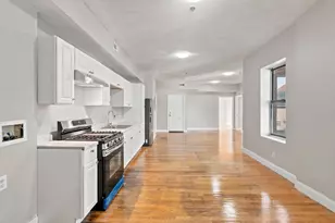 183 Chestnut St, Holyoke, MA 01040 - Photo 4
