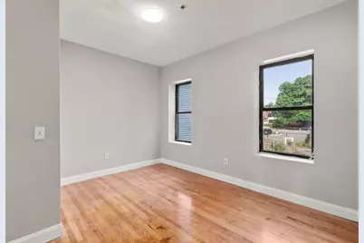 183 Chestnut St #2L, Holyoke, MA 01040 - Photo 10