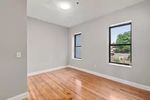 183 Chestnut St, Holyoke, MA 01040 - Photo 10
