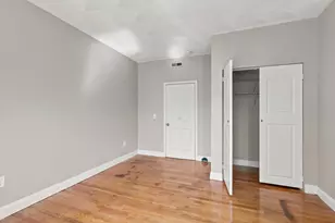 183 Chestnut St, Holyoke, MA 01040 - Photo 6