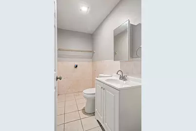 183 Chestnut St #2L, Holyoke, MA 01040 - Photo 12