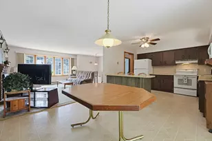 48 Jackson St, North Attleboro, MA 02763 - Photo 8