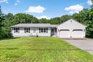 39 Grant St, Attleboro, MA 02703 - Photo 1