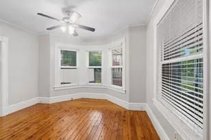 44 Glen St, Holyoke, MA 01040 - Photo 6