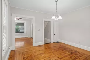 44 Glen St, Holyoke, MA 01040 - Photo 16