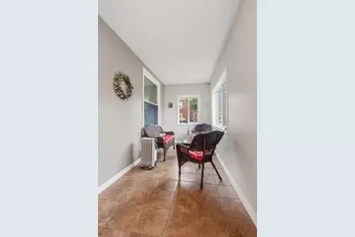44 Glen St #44, Holyoke, MA 01040 - Photo 4