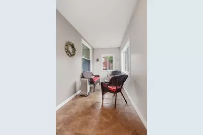 44 Glen St #44, Holyoke, MA 01040 - Photo 4