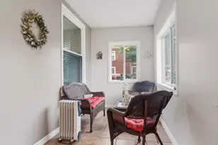 44 Glen St, Holyoke, MA 01040 - Photo 4