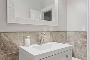 44 Glen St, Holyoke, MA 01040 - Photo 26