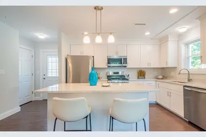 20 Mickelson Ln #17, Bedford, MA 01730 - Photo 6