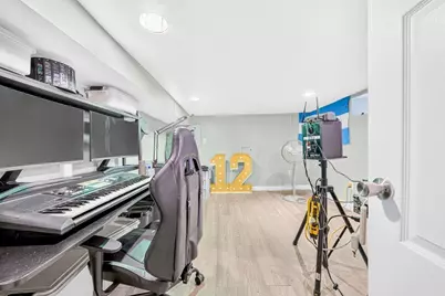 22 Emerson, Lynn, MA 01902 - Photo 16