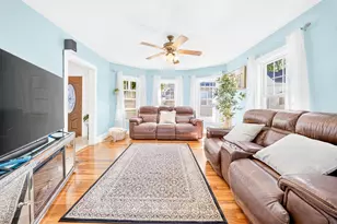 22 Emerson, Lynn, MA 01902 - Photo 4