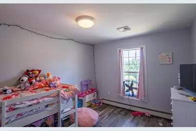 8 Sullivan St, Spencer, MA 01562 - Photo 22