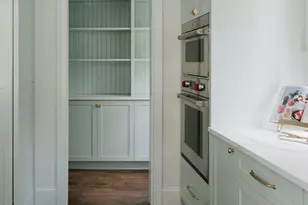 21 Wellesley Ave, Wellesley, MA 02482 - Photo 10