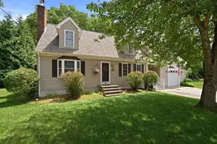 50 Trinity Cir, Attleboro, MA 02703 - Photo 2