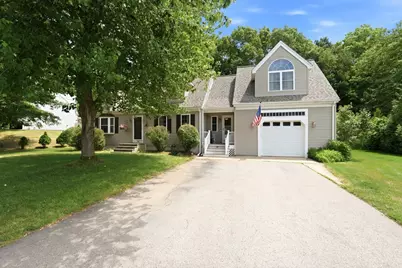 50 Trinity Cir, Attleboro, MA 02703 - Photo 4