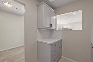 68 Summer Ave, Stoughton, MA 02072 - Photo 8
