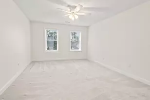 11 Whisper Dr, Worcester, MA 01609 - Photo 20