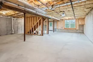 11 Whisper Dr, Worcester, MA 01609 - Photo 32