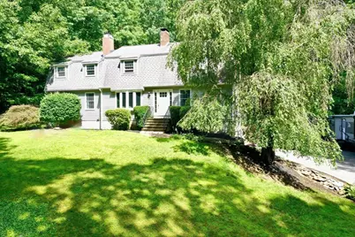 19 E Applewood, Charlton, MA 01507 - Photo 2