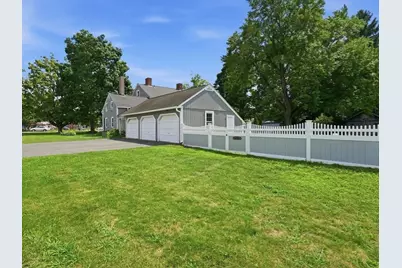 724-726 Main St, Agawam, MA 01001 - Photo 2