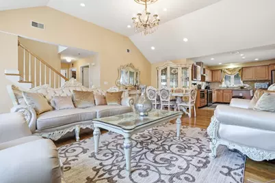 39 Sunflower Rd, Holbrook, MA 02343 - Photo 6