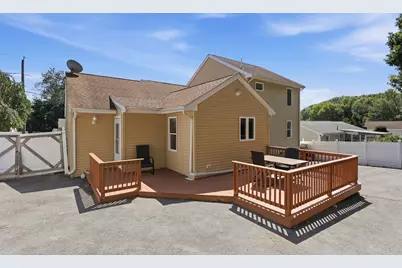 39 Sunflower Rd, Holbrook, MA 02343 - Photo 26