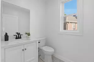 5 Vassall St, Quincy, MA 02170 - Photo 32