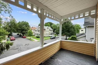 29 Yale St, Springfield, MA 01109 - Photo 16