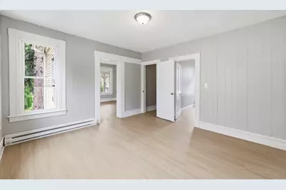 29 Yale St, Springfield, MA 01109 - Photo 18