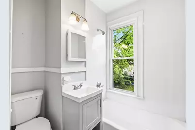 29 Yale St, Springfield, MA 01109 - Photo 22