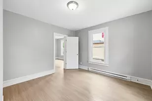 29 Yale St, Springfield, MA 01109 - Photo 24