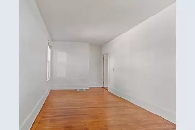 372 Cabot St #1, Beverly, MA 01915 - Photo 10