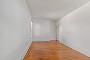 372 Cabot St, Beverly, MA 01915 - Photo 10