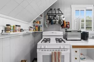 56 Hathaway Rd, Dartmouth, MA 02747 - Photo 16