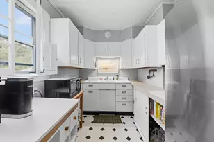 56 Hathaway Rd, Dartmouth, MA 02747 - Photo 18