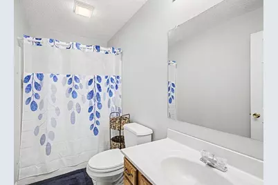 200 Lambert Terr #79, Chicopee, MA 01020 - Photo 16