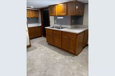 903 Prospect #1, Somerset, MA 02726 - Photo 2