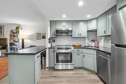 390 Broadway #54, Somerville, MA 02145 - Photo 6